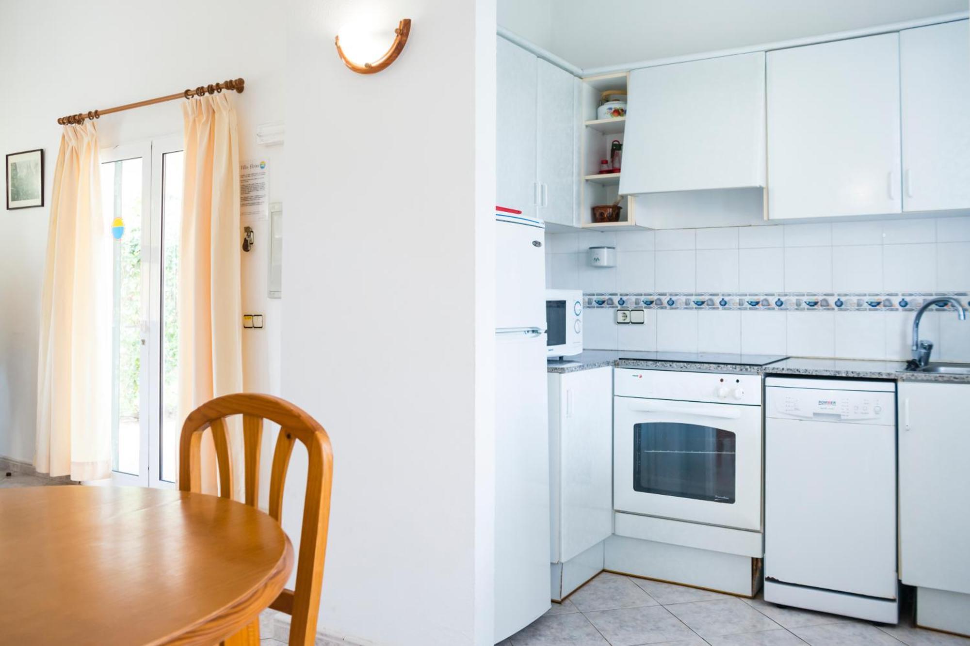 Apartchalet Elvira. A Ferienhaus Son Carrio (Menorca)